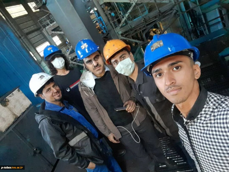 بازدید دانشپذیران دوره های تربیت تکنسین معدن آموزشکده امام علی (ع) طبس و ایمیدرو از مجموعه زغالشویی طبس به روایت تصویر 12